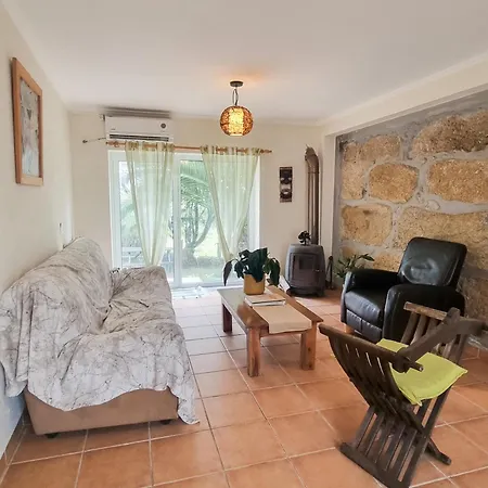 Quinta Sarnadela - Private With Shared Kitchen Pensionat