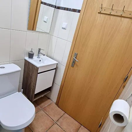 Pensionat Quinta Sarnadela - Private With Shared Kitchen